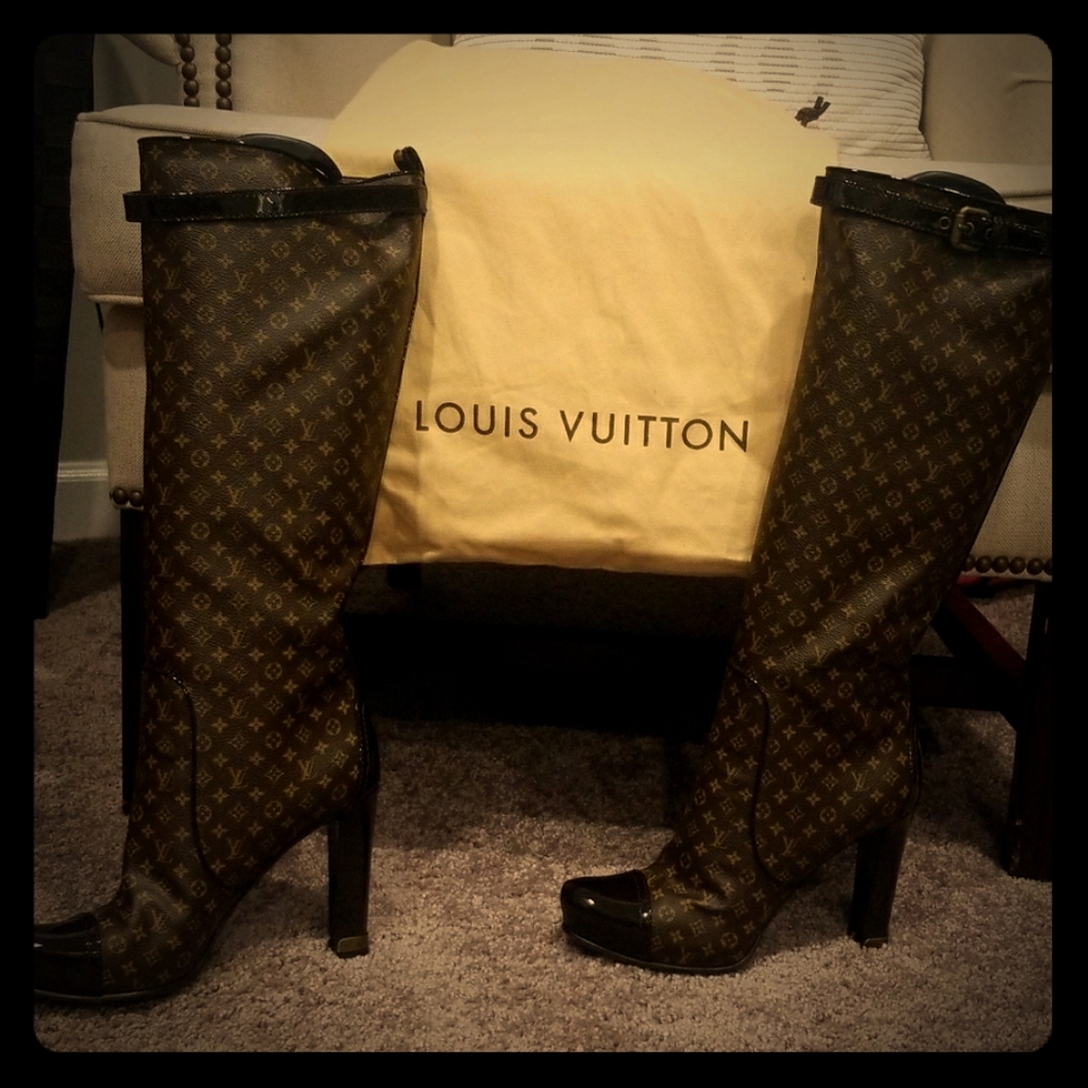Louis Vuitton Boots